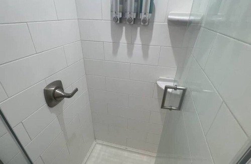 Harsimus Cove House | TwinCity 1 BR/1 BA- Minutes to NYC!