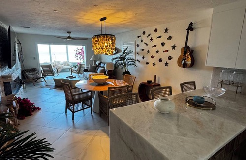 Siesta Key Condo | Unit 101a - Walkout beachfront coastal contemporary corner unit & endless views