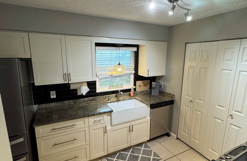 San Carlos Park House | Updated 3-bedroom POOL house with AC in gorgeous Fort Myers
