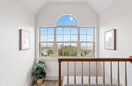 Dripping Springs House | Upscale Comfort in Dripping Springs - The Goodnight House - Spacious 4/3 - Views