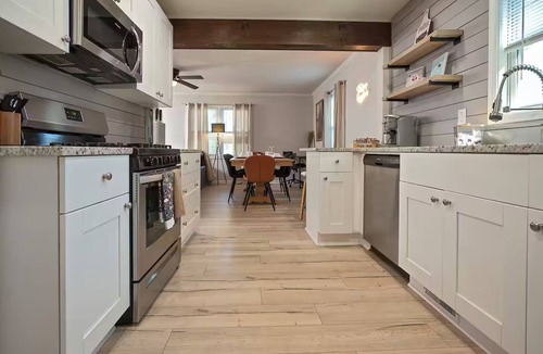 East Atlanta House | Urban Nest EAV - Chic Home Patio Games & Workspace