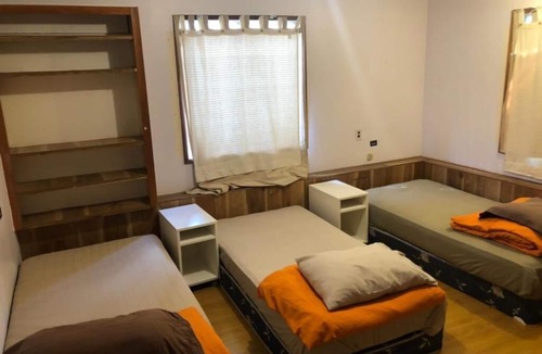 Burnaby Hotel | Vancouver Backpacker House
