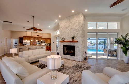 Yacht Club Villa | Villa Superior - great view with heated pool and spa, tiki hut & billard
