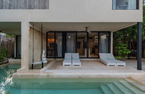 Soliman Bay Villa | Villa Tovar Tulum/Private Pool/Starlink Wi-Fi/Mayan Jungle.