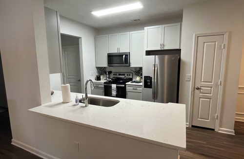 Alpharetta Apartment | Walk-in Spacious 3-bedroom apartment with AC in lovely Alpharetta