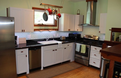 Lincolnville House | Walk to EVERYTHING Downtown within minutes. Shotgun House in Lincolnville.