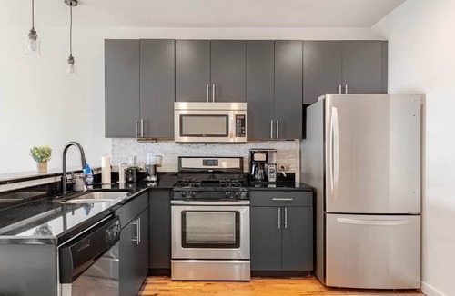 Castleberry Hill House | Walk to Stadium + GWCC | Modern 2BR w Parking