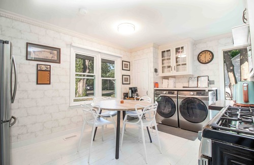 Historic Old Town House | Walking distance to Old town with Hot tub
