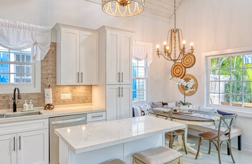 The Meadows House | WANDERLUST ~ Stunning 3 Bed, 3 Bath Retreat in Peaceful Neighborhood w/Pool!