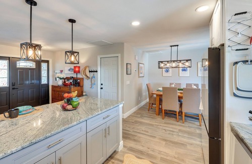North Fort Myers House | Waterfront Home w/Boat Dock & Bar in N Fort Myers
