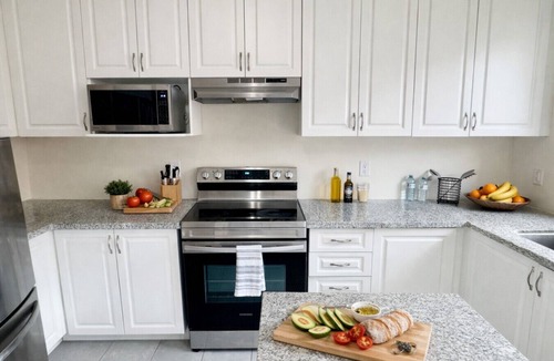 Mount Pleasant House | Wedding & Group | 4-BDRM | Spacious-Elegant-Private
