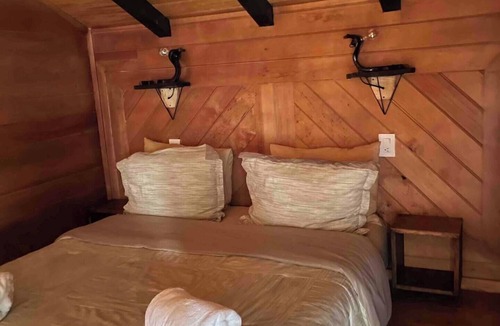 Santa Lucia Cabin | Witch Cabin. The Fauna Labyrinth