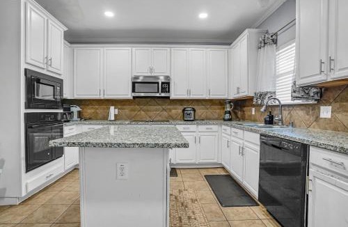 South Arlington Villa | World Cup Retreat Luxury4BR Near Arlington&Dallas