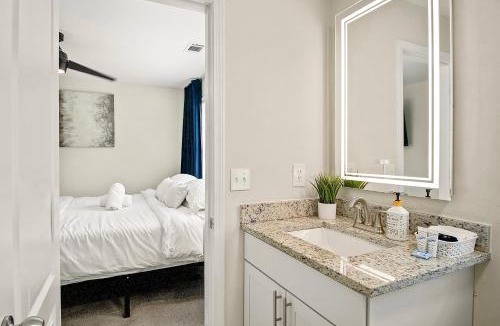Atlanta Ski Chalet | WorldCup 7 min to Mercedes-Benz Stadium, Sleeps 6