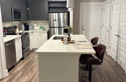 Sandy Springs Apartment | YJKy Luxuries
