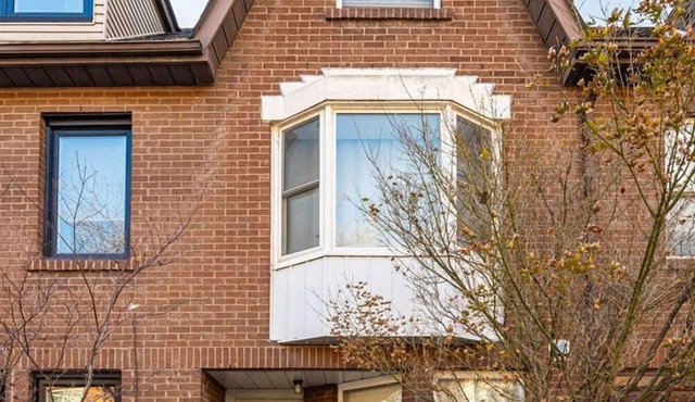 1 BR space just minutes away from Downtown Toronto