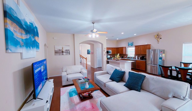{20% off June} Spacious Family Home - 5BR Sleeps 12 - Near Dallas-Fort Worth