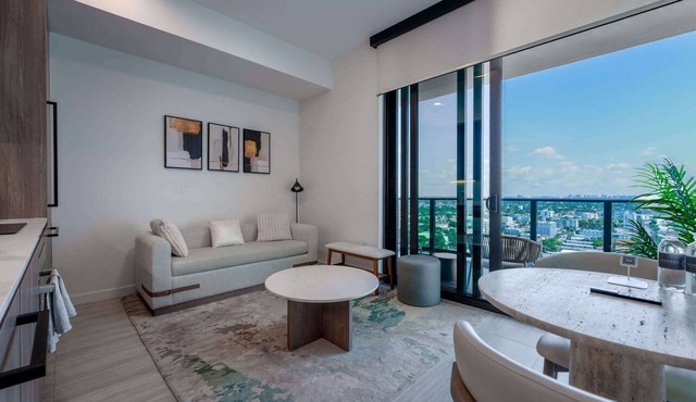 21st-Floor 1BR | Beach Access, Pool & Skyline