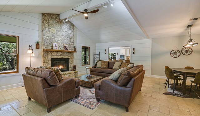 3-bedroom house at the iconic Texas Hills Vineyard.