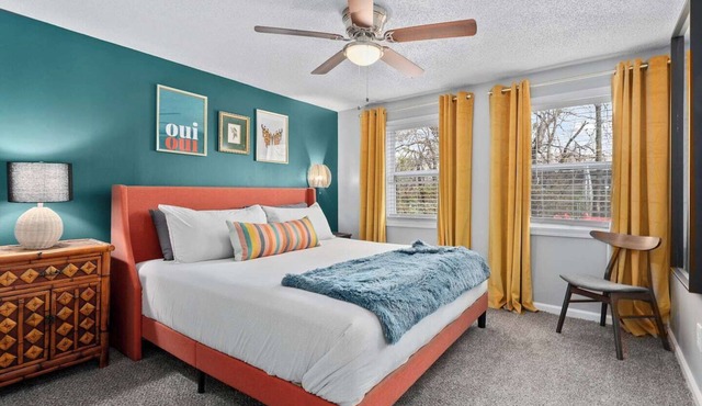 4-Bed Home by KU & 39th St. Shops | 4