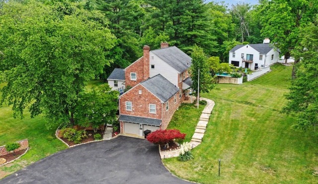4 BR Suburban Escape - Pool, Tennis, Trails