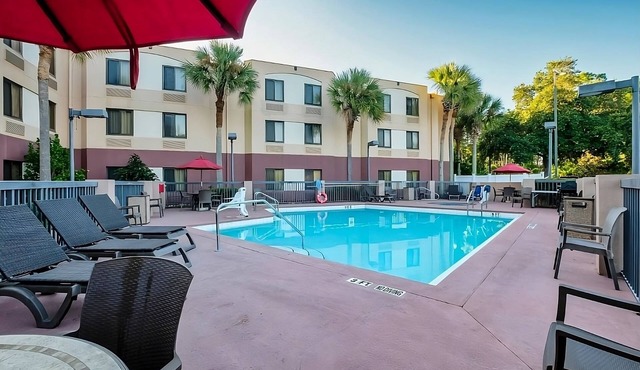 4 Pet-friendly Units w/Free Parking! Onsite Pool! Near Bing's Landing!