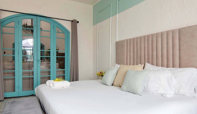 8BR House with Patio · 18 Guests · Condesa
