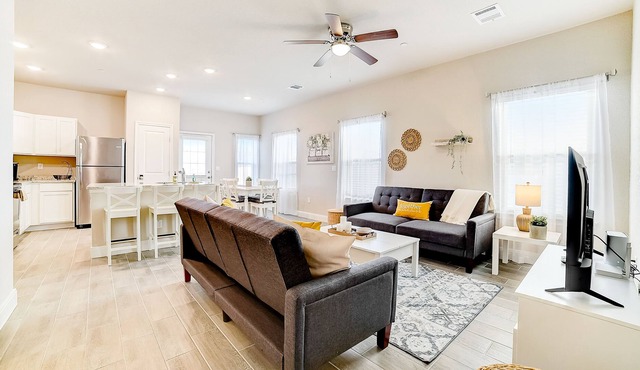 All-new townhome with fenced yard, AC & W/D - dog-friendly - great location