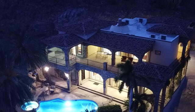 Amazing Home with private pool and spectacular views