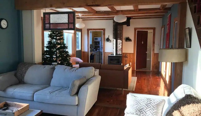 Apple Cove Cottage
