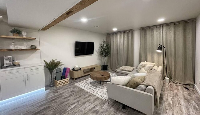 Back to basics at Bark & Olive. Close to all amenities. Relax in tranquil