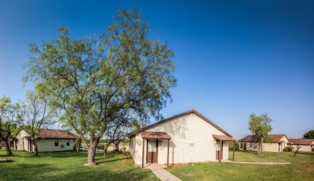 Bay Landing Camping Resort Cabin 14