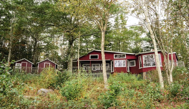 Beach Cottage - Oak Hollow - Hubbards Beach