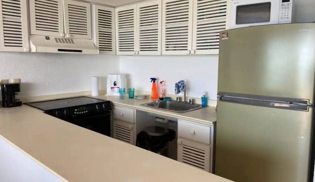 Beachfront Condo at Club de Yates