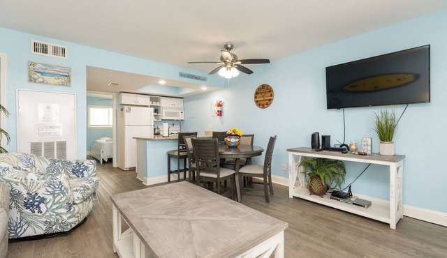 Beachside Condo | Heated Pool, Hot Tub & Dune Views in Corpus Christi