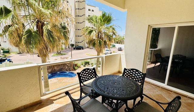 Beautiful 1½ Bedroom Condo on the Sea of Cortez at Las Palmas Resort BN-204