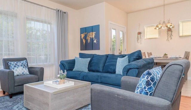 Beautiful 3 King Beds BackYard FireTV Spacious