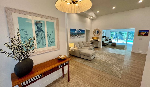 Beautiful, Remodeled Naples Home with Pool and Close to 5th Ave & Pet Friendly!