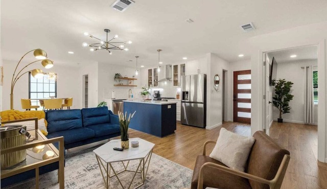 Bellini House/Modern 3BD Near Dallas