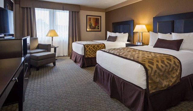 Best Western Plus Concordville Hotel