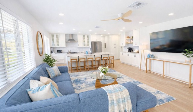 Bright Sarasota Apartment Near Siesta Key
