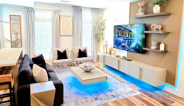 Buckhead Luxury Stay with Mood Lighting and Free Parking
