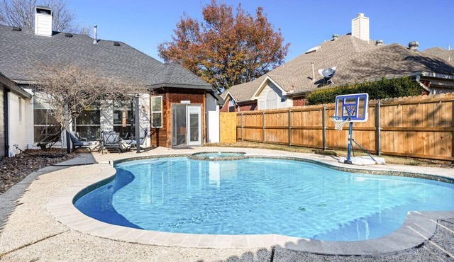 Casa Blanca Retreat - Swimming Pool & Jacuzzi