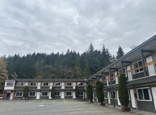 Chalet Inn