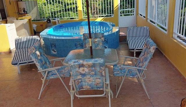 Charming 3-bedroom house with WiFi and AC in lovely Chalahuite FINCA MIROSLAVA