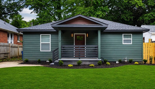 Charming 3-bedroom home close to ATL Airport in East Point