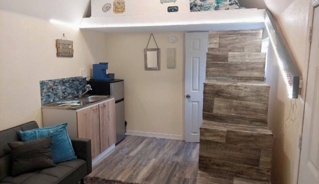 Charming Private Cottage Near New Smyrna Beach