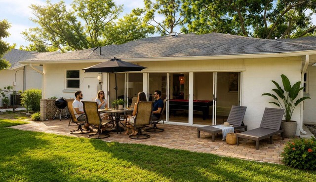Charming Sarasota Home Near Beaches & Downtown, 3bed, 2 bath.