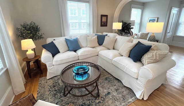 Chester Village + Harbour Views: 4-Bedroom Family-Friendly Historic Home