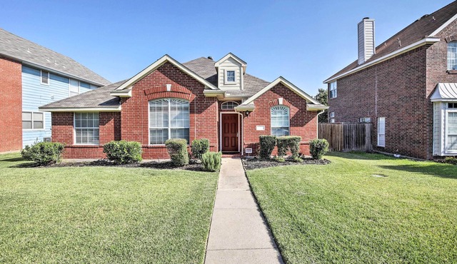 Chic Ranch-Style Plano Home w/ Private Yard!
